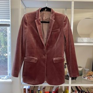 Top shop velvet blazer. Great for holiday events and parties. Size 4.